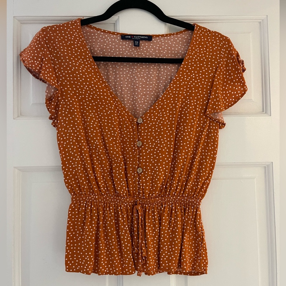 Polkadot top